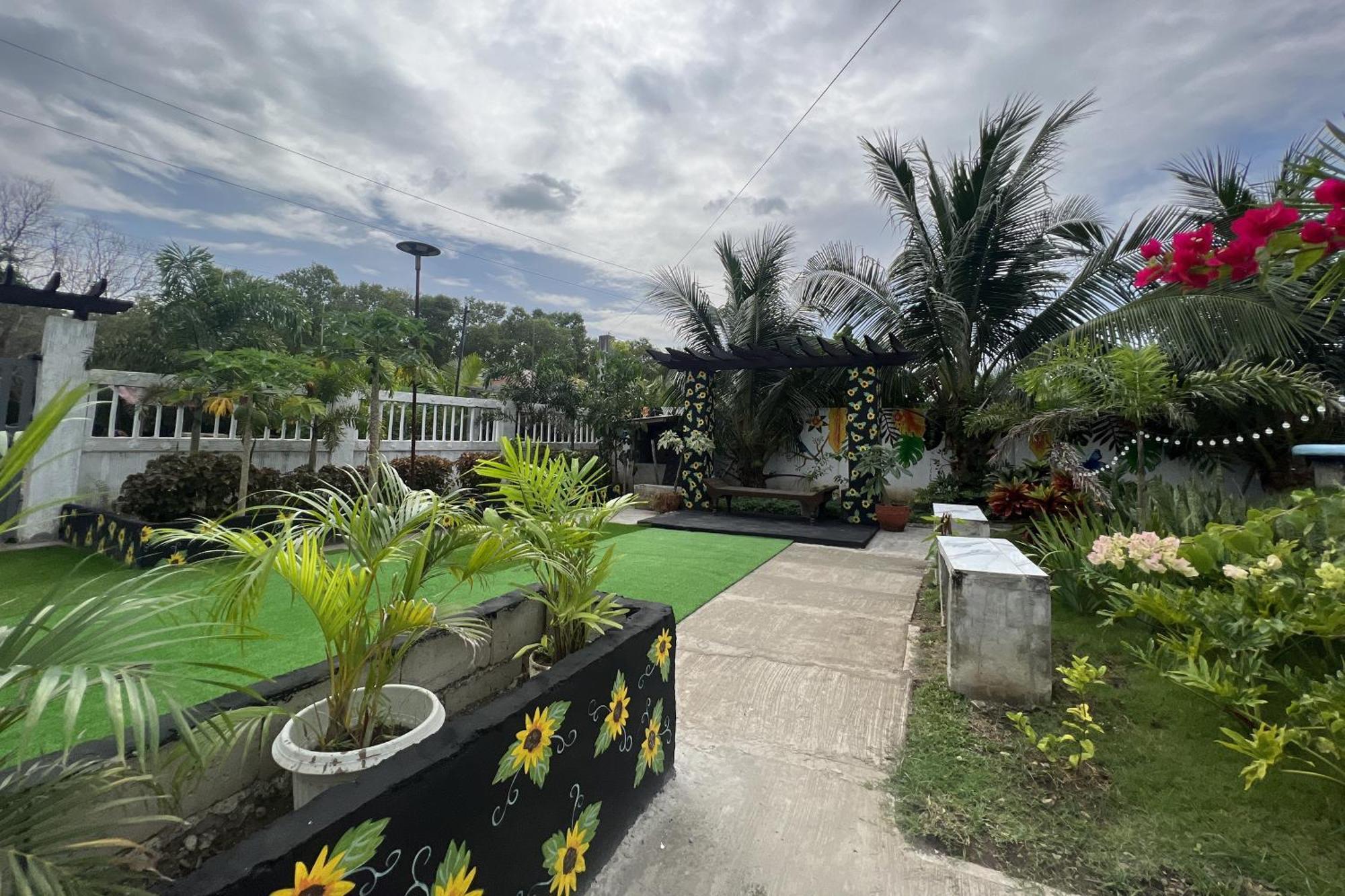 Lover'S Point Beach Front Resort Lian Exterior foto